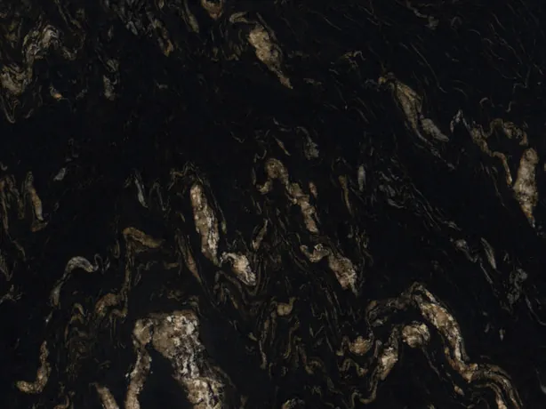 Detalle de la cuarcita negra Titanium: llamas doradas y beige sobre el negro, con brillo de pulido