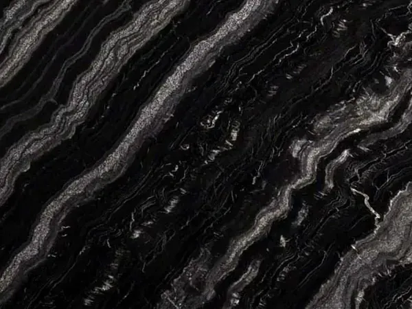 Placa de Granito Agata Black: negro con bandas onduladas gris plata en diagonal, pulido brillante