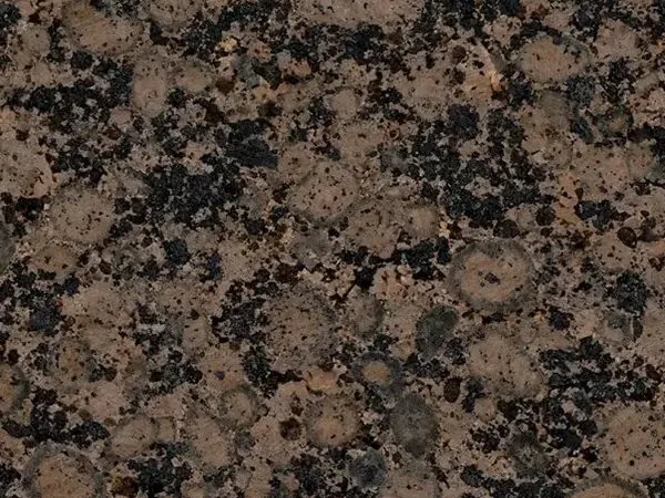 Placa de Granito Baltic Brown: granos ovalados marrones con anillo entre puntos negros, pulida