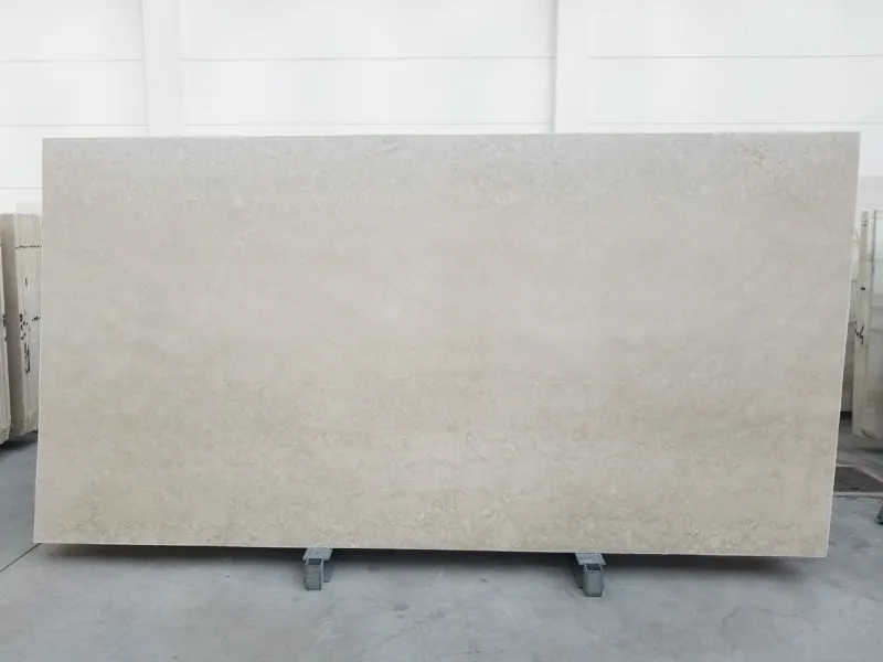 Placa de mármol beige Botticino Light: beige claro uniforme y liso, sin vetas apreciables