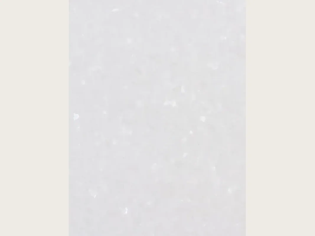Placa de mármol blanco Pure White: blanco puro uniforme, sin vetas, superficie mate