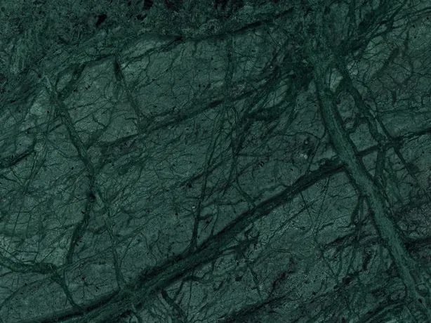 Detalle del Verde Imperial: trazos verde claro finos cruzando en diagonal sobre el fondo oscuro