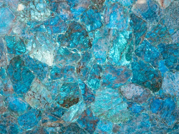 Detalle del Cuarzo de Mar: fragmentos cristalinos turquesa y azules muy juntos