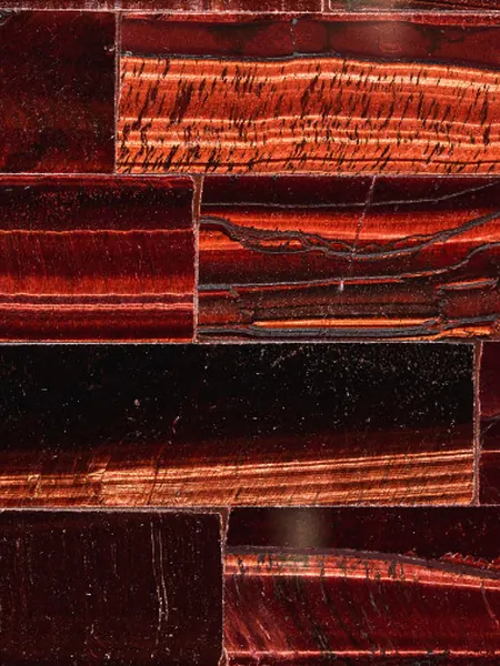 Ojo de Tigre Rojo
